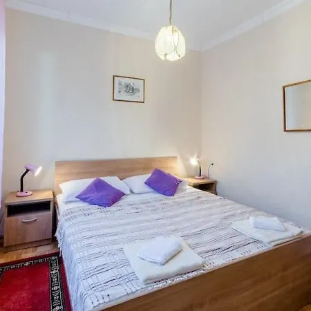 Fidelis - Two Bedroom With Terrace And Garden View 7 Lägenhet Trogir