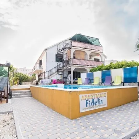 Fidelis - Two Bedroom With Terrace And Garden View 7 * تروغير