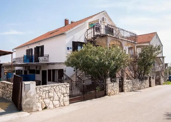Fidelis - Two Bedroom With Terrace And Garden View 7 *