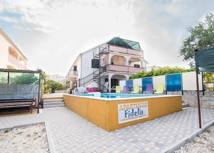 Fidelis - Two Bedroom With Terrace And Garden View 7 * 特罗吉尔
